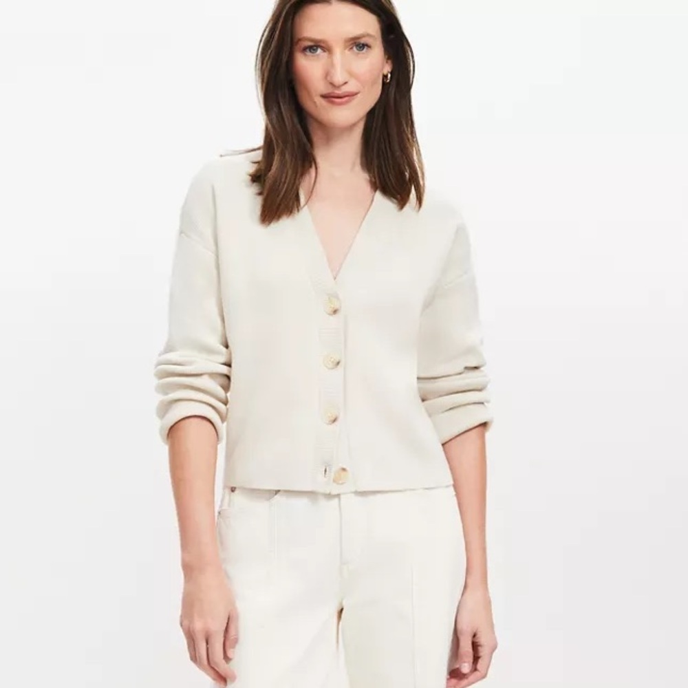 LOFT Cream Ribbed V-Neck Sweater 100% cotton small